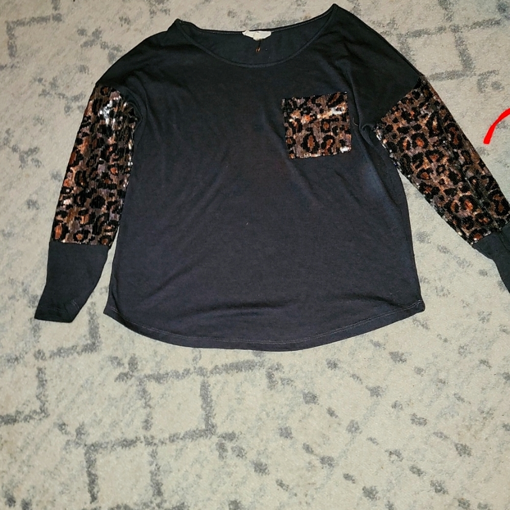 Another super cute boutique top